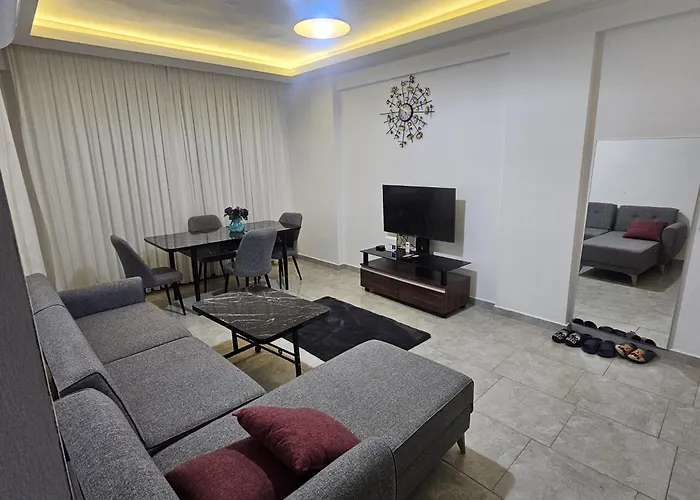 Turkuaz Sitesi 2 Odalı Eşyalı Ve Havuzlu Manzaralı Kişi Fiyatı Değil Fiyatı