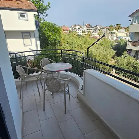 Apartment Turkuaz Sitesi 2 Odali Esyali Ve Havuzlu Manzarali Kisi Fiyati Degil Fiyati