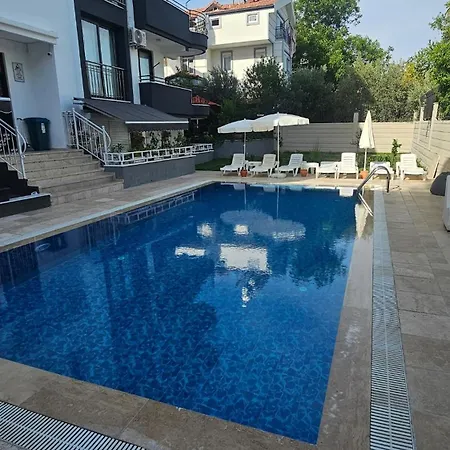 Lägenhet Turkuaz Sitesi 2 Odali Esyali Ve Havuzlu Manzarali Kisi Fiyati Degil Fiyati *